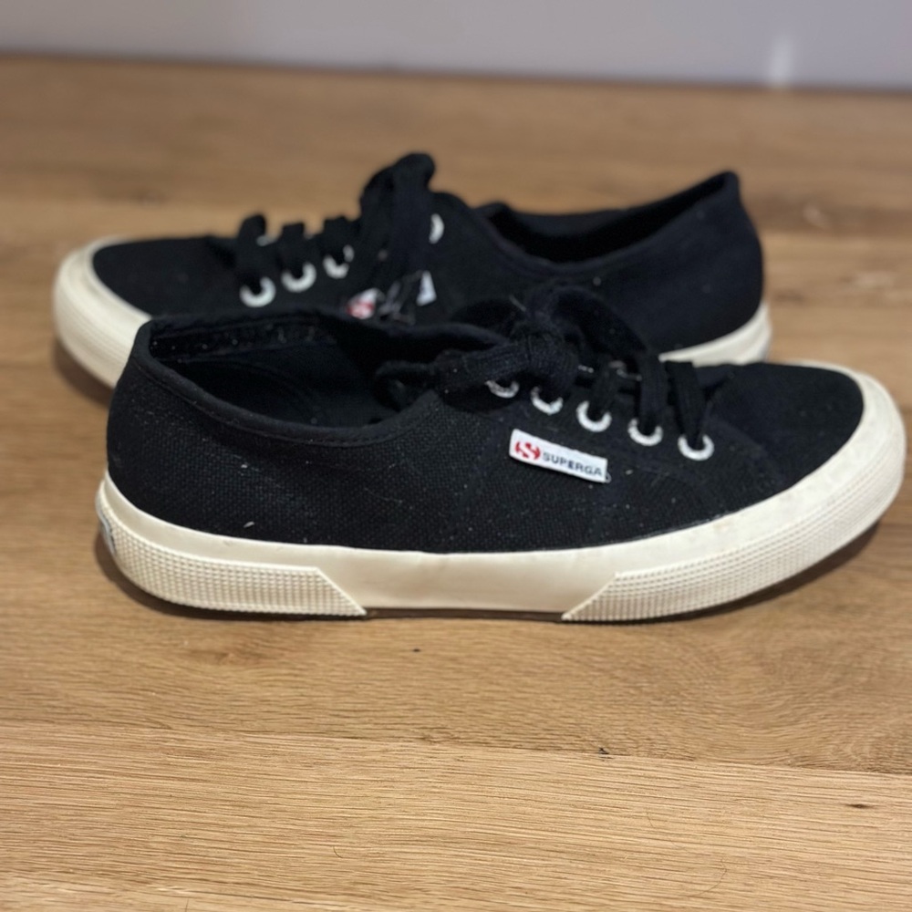 Superga 2750 Cotu Classic Sneaker in Black/Full White